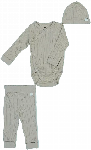 3 részes szett - Felsőruházat és nadrág