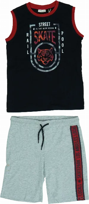 2 részes szett - Felsőruházat és nadrág